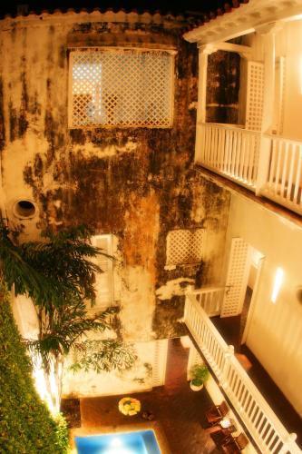 De La Mantilla Hotel